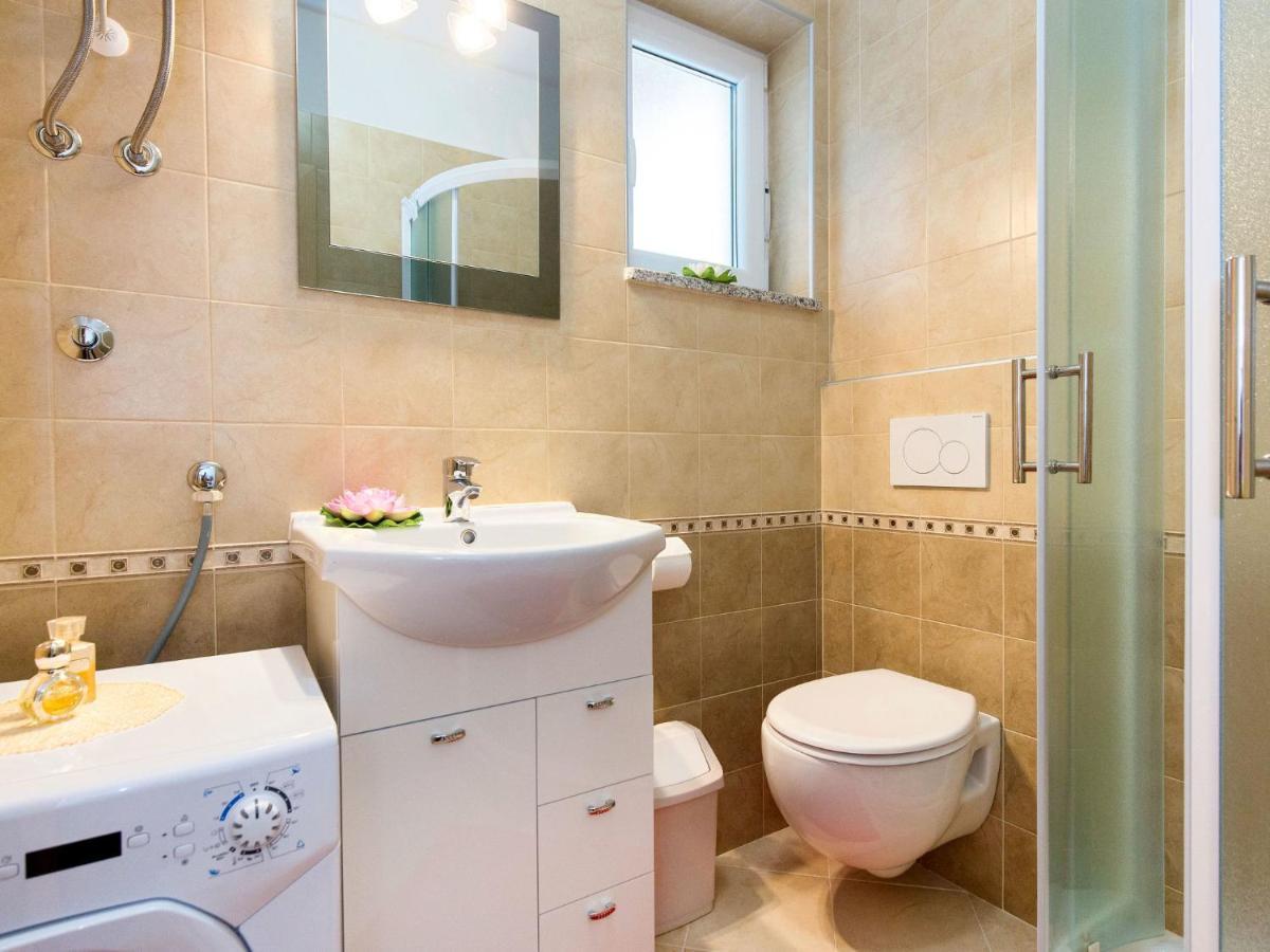 Apartment Andrea - Mod141 By Interhome Martina Exteriör bild